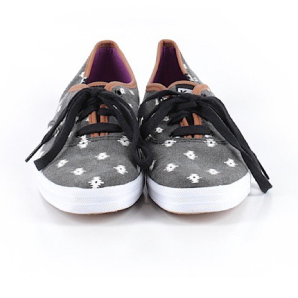 Keds size 8 like NEW no flaws!
